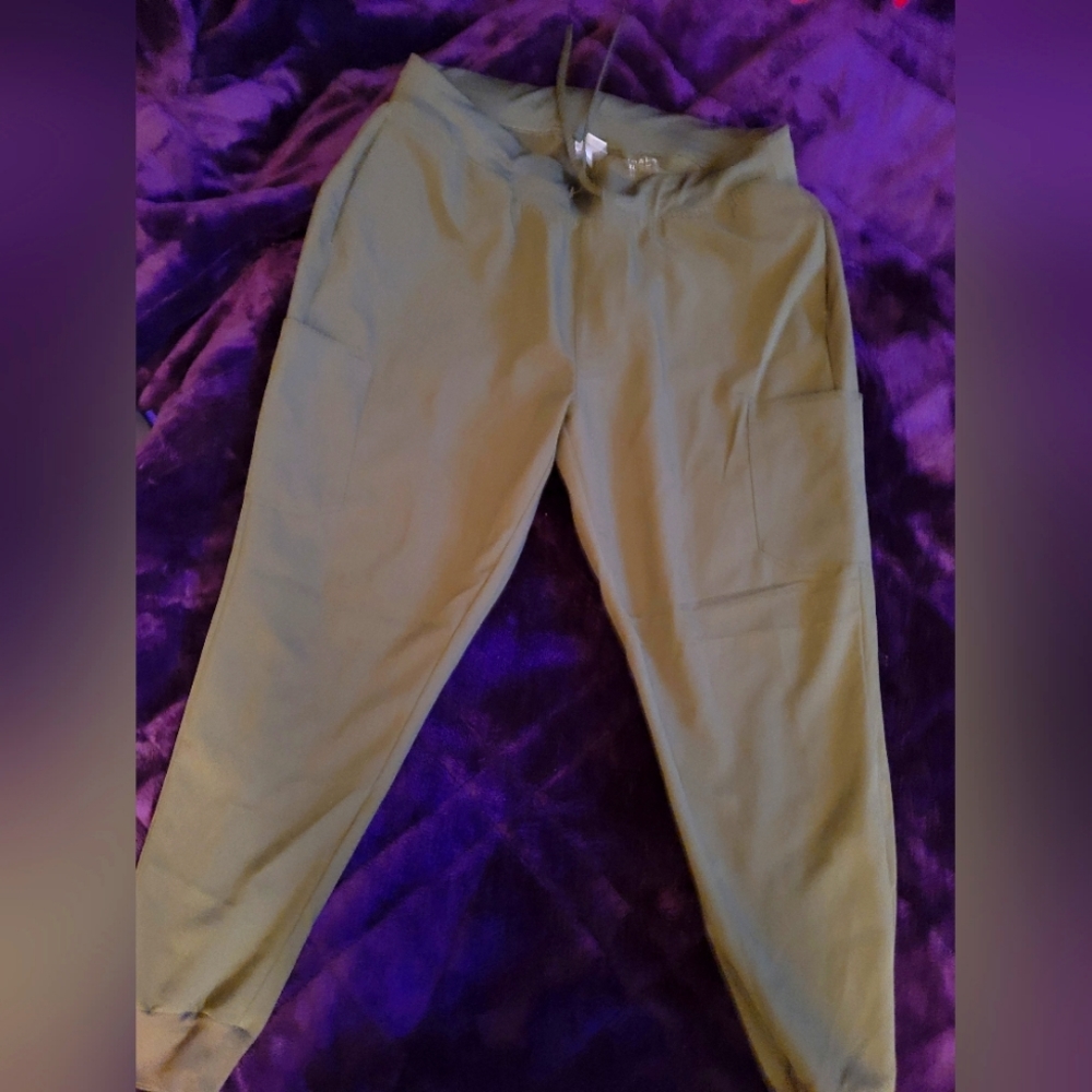 Mandala Scrubs Olive Green Joggers XL